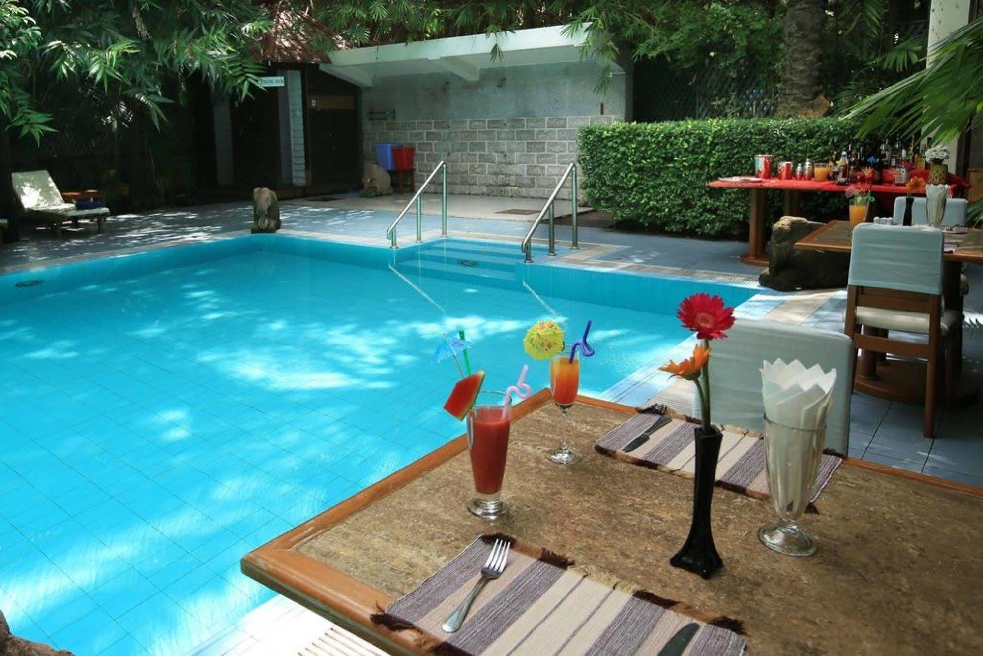 Mandalay City Hotel Kültér fotó